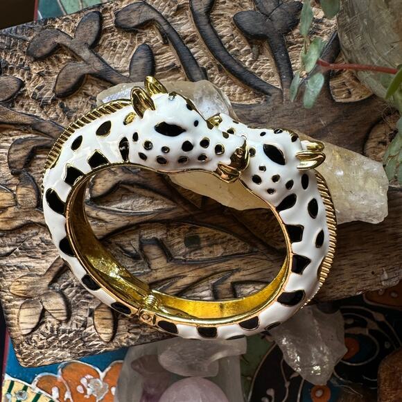 Giraffe Head Hinged Bangle Bracelet Gold Tone Enamel Safari Animal - Picture 2 of 5
